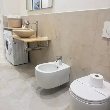 Savonarola Almarc 3 شقة