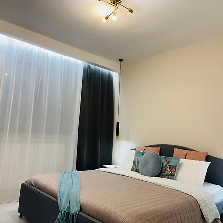 Savonarola Almarc 3 شقة *